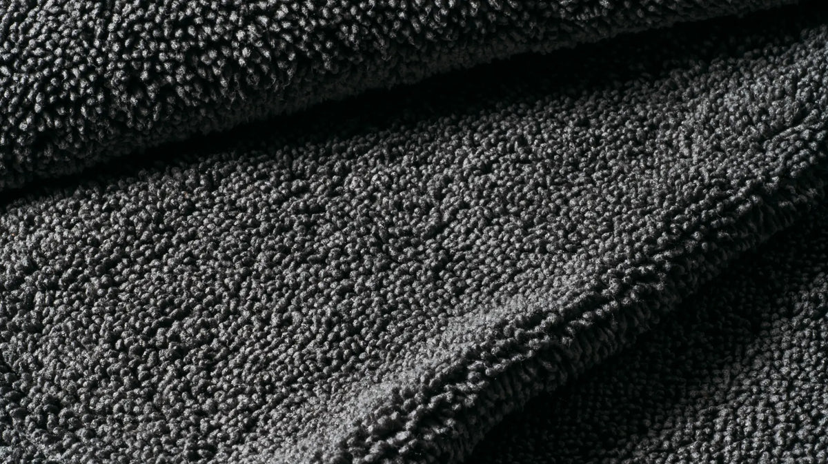 Schwarzes Microfasertuch