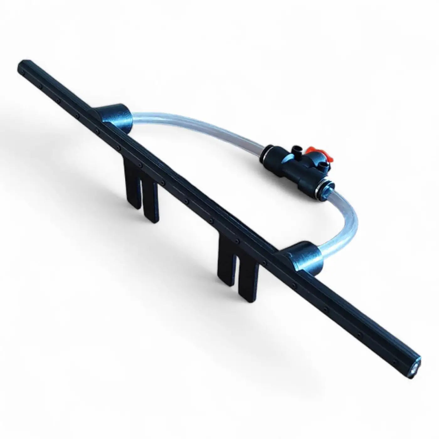 Black metal fensterreinigungsgerät gardiner spül-leiste rinsebar mit blauen akzenten und rotem ventilgriff