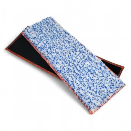 Maykker scotsman sleeve einwascher-bezug mit blau weiß gesprenkeltem mikrofaser-moppkopf und orange genähten kanten