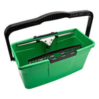 Grüner ungger 12 liter eimer qb12b aus plastik mit schwarzem griff und integriertem wischmoppaufsatz