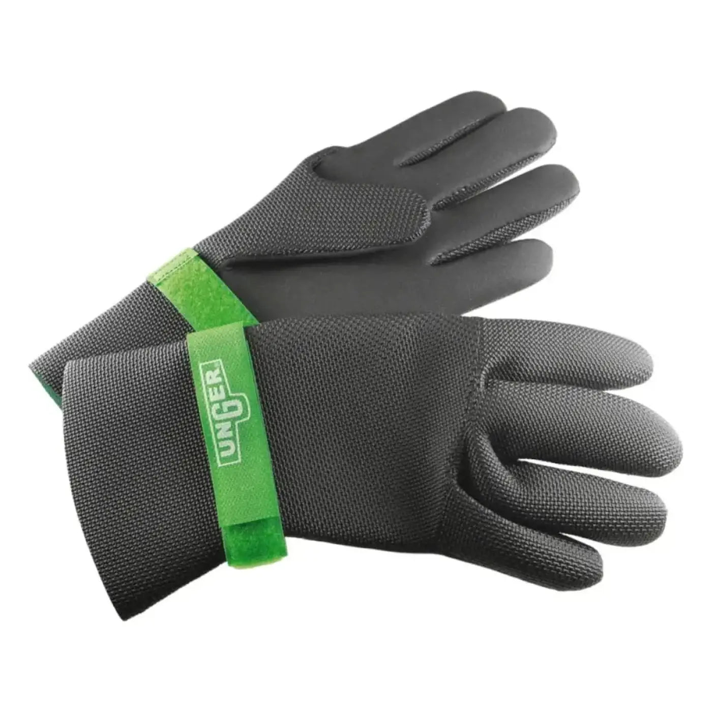 Schwarze neoprenhandschuhe mit strukturierter oberfläche und grünem ungermarken-logo am handgelenk sichtbar von der rückseite