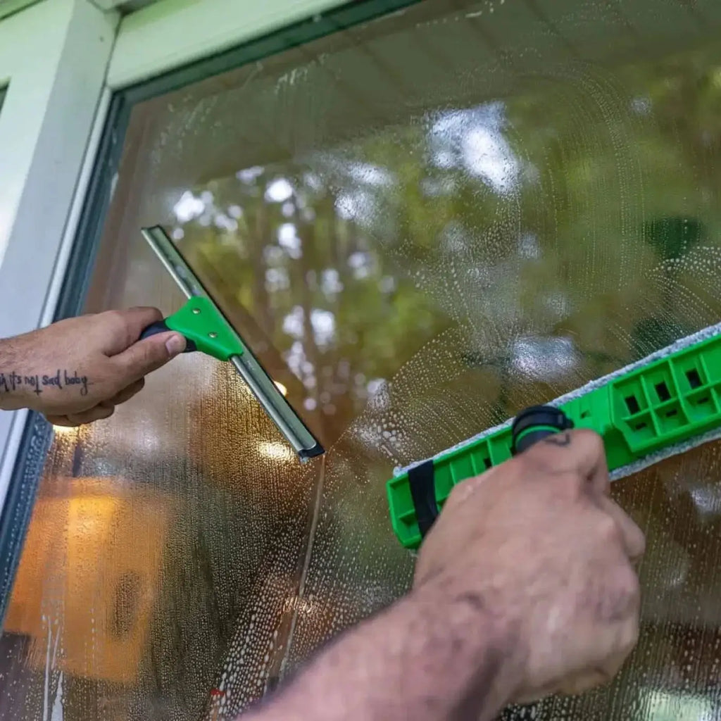 Unger visaversa pro 2in1 grüne abzieher mit schwarzem griff und metallklinge für fensterreinigung