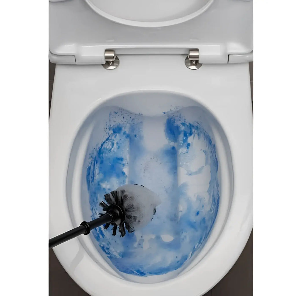 Schwarze granubowl wc-reiniger tasse mit langem griff und borsten für effektive toilettenreinigung
